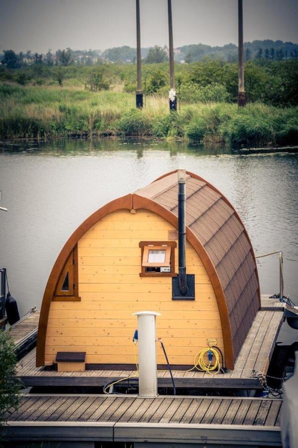 Schwimmpod An Der Peene Anklam Kültér fotó