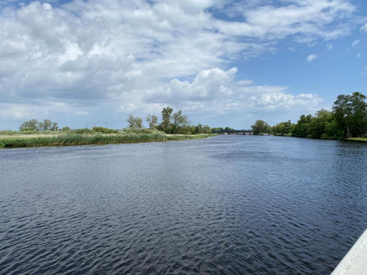 Schwimmpod An Der Peene Anklam Kültér fotó